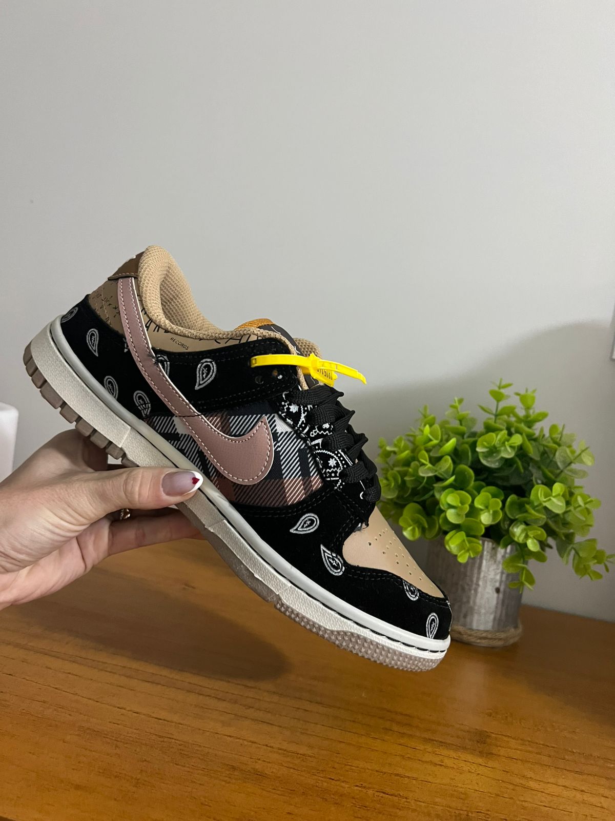 Nike SB Dunk Bandana